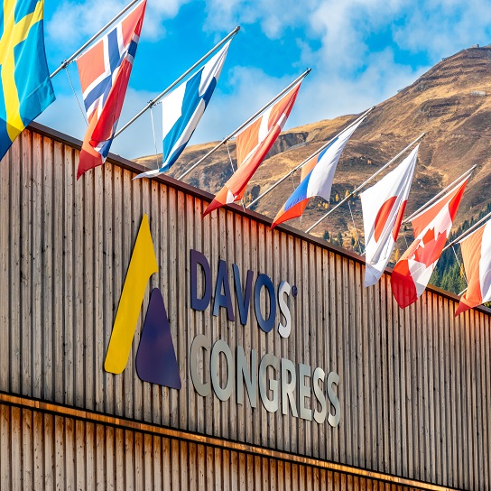 Davos : le consensus pour 2025 démenti en deux mois, et maintenant ?